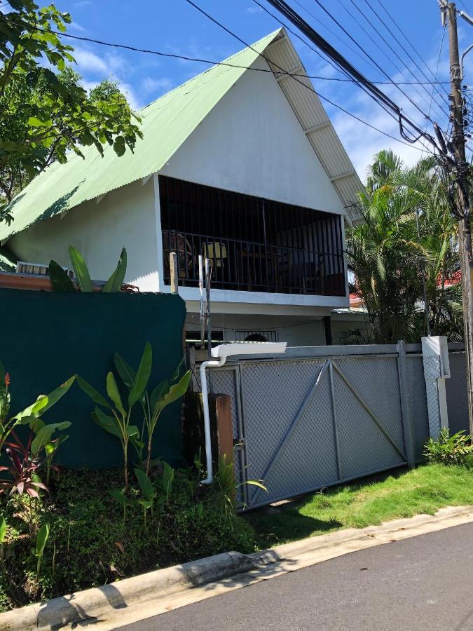 Cockatoo Studio Apartments マヌエル・アントニオ エクステリア 写真